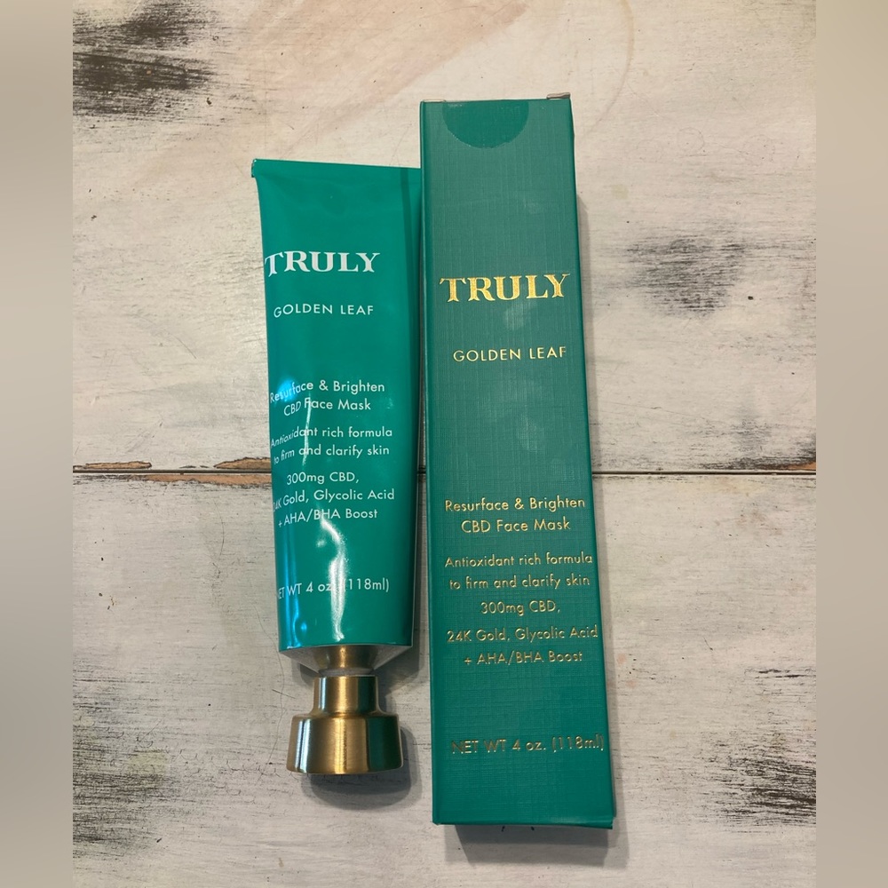 Truly Golden Leaf Hemp Mask New